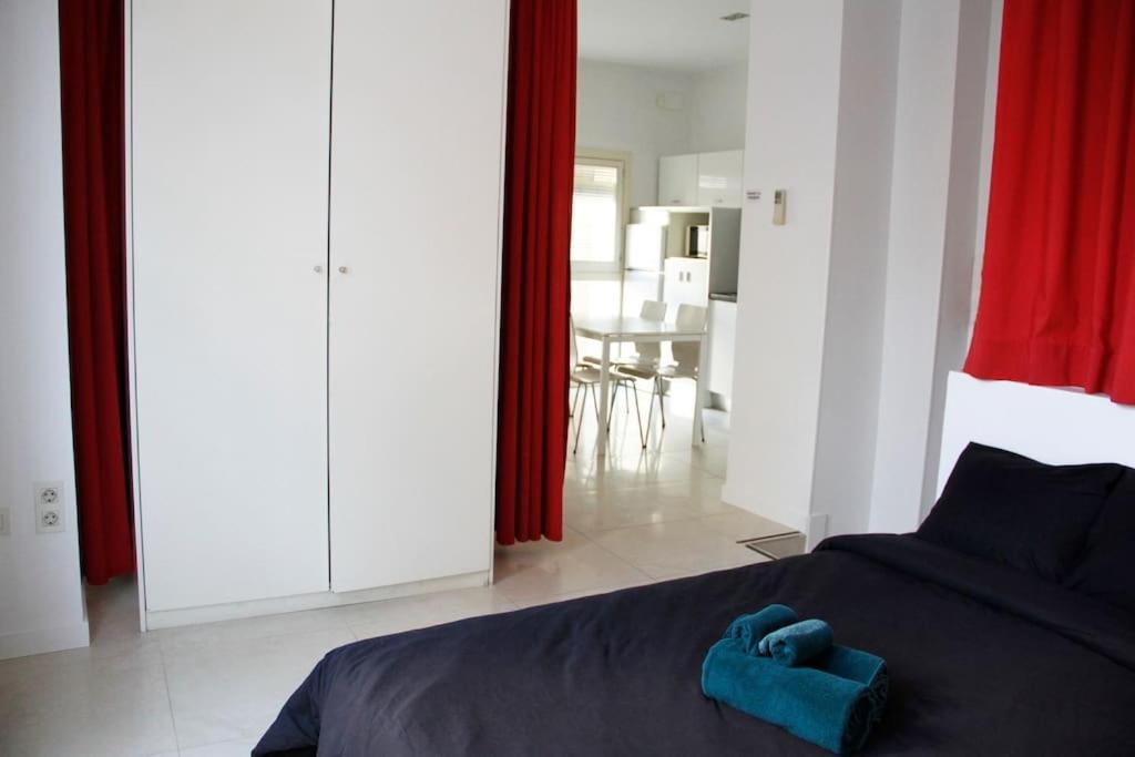 Cosy / Literally At The Foot Of Alhambra * Grenada